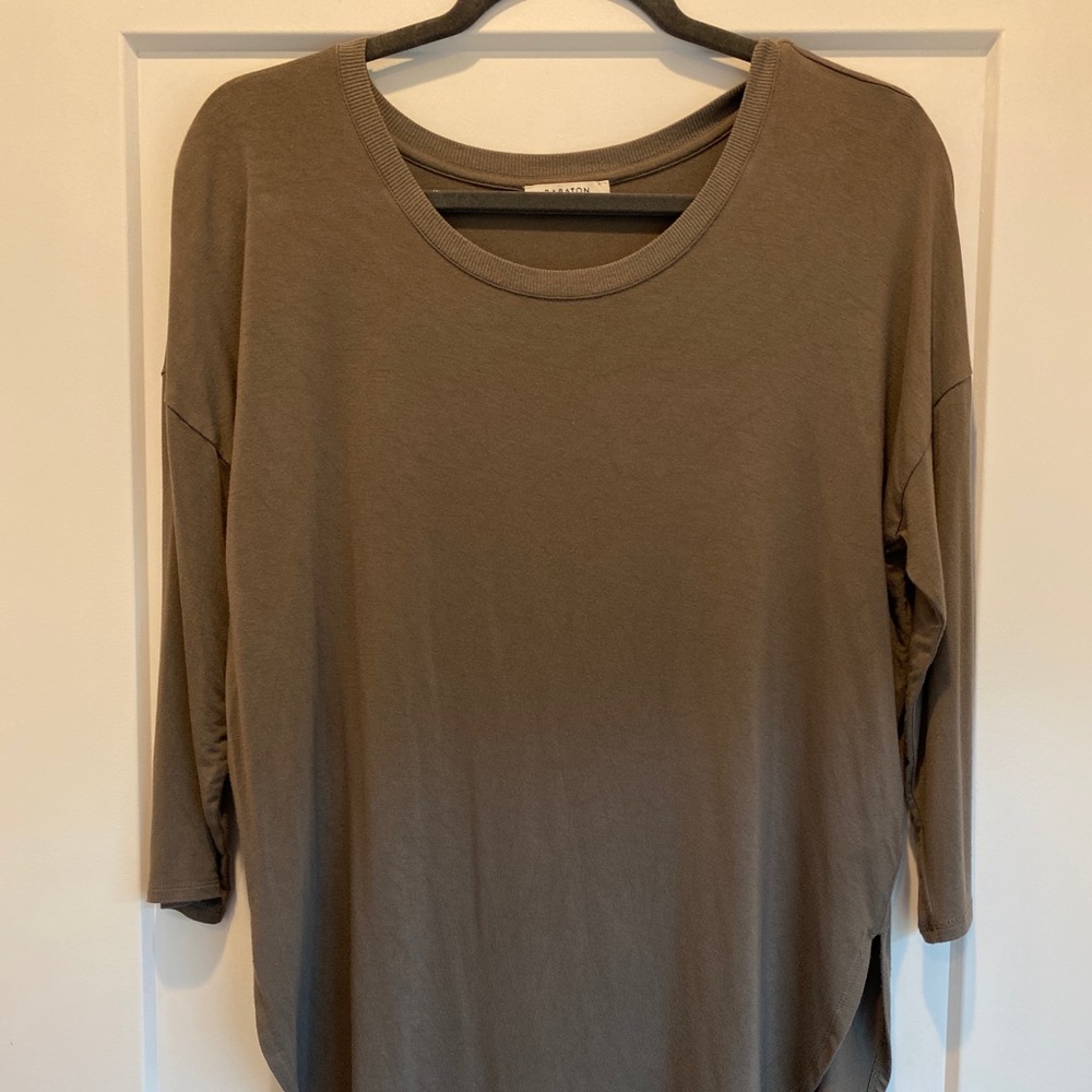 Babaton 3/4 length sleeve T-shirt